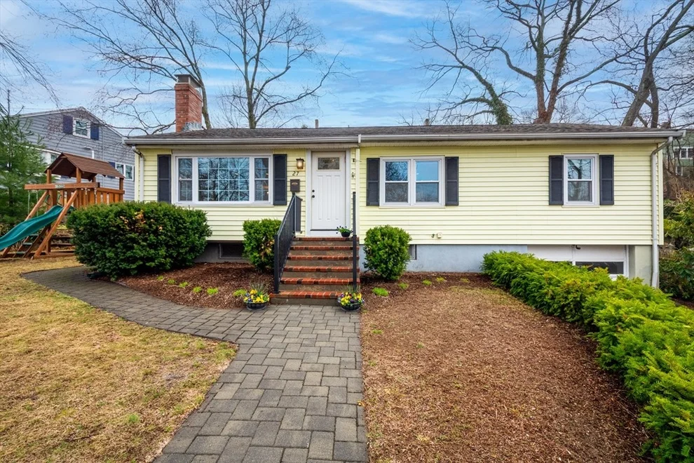 Unit for sale at 27 Hancock St, Arlington, MA 02474