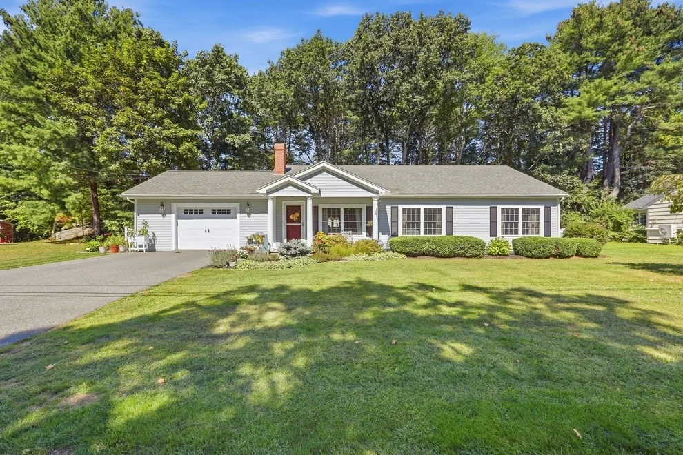Unit for sale at 33 Westwind Rd., Andover, MA 01810