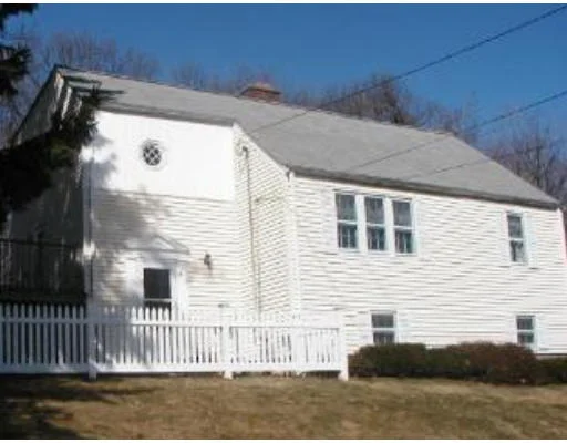 Unit for sale at 8 Kings Grant Rd., Marlborough, MA 01752