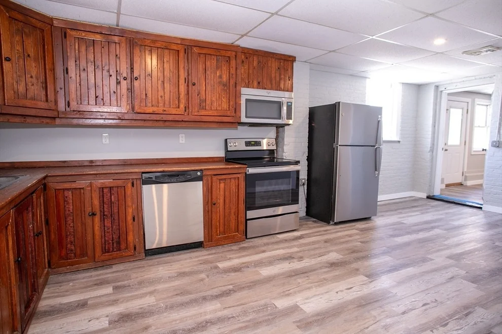 Unit for sale at 865 S Barre Rd, Barre, MA 01005