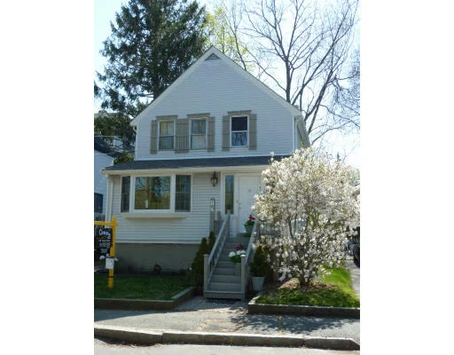 Unit for sale at 40 Piggott Rd, Medford, MA 02155