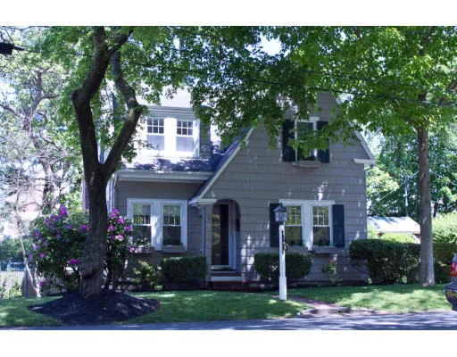 Unit for sale at 8 Sanborn Road, Hingham, MA 02043