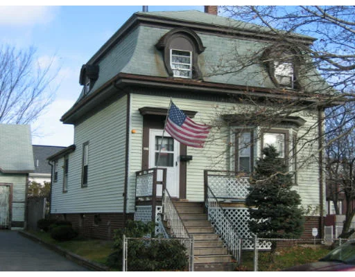Unit for sale at 481 Chatham St., Lynn, MA 01902
