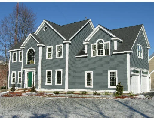 Unit for sale at 5 Rosegate Road, Needham, MA 02494