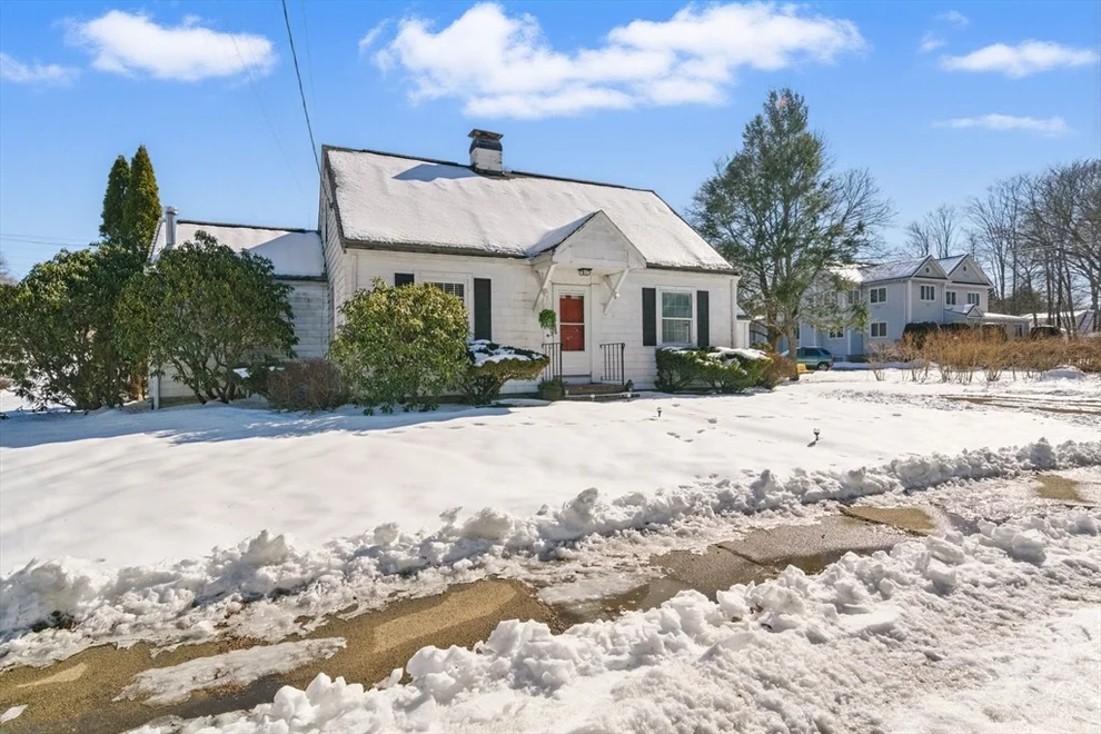 Unit for sale at 222 East St, Walpole, MA 02032