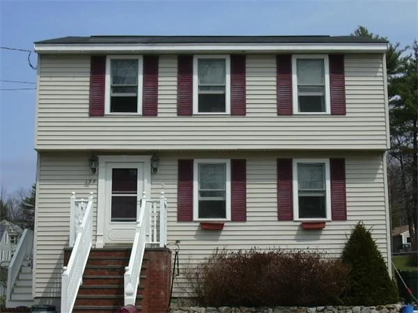 Unit for sale at 133 Hillcrest Rd, Dracut, MA 01826