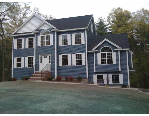 Unit for sale at 5 Little John Drive, Billerica, MA 01821