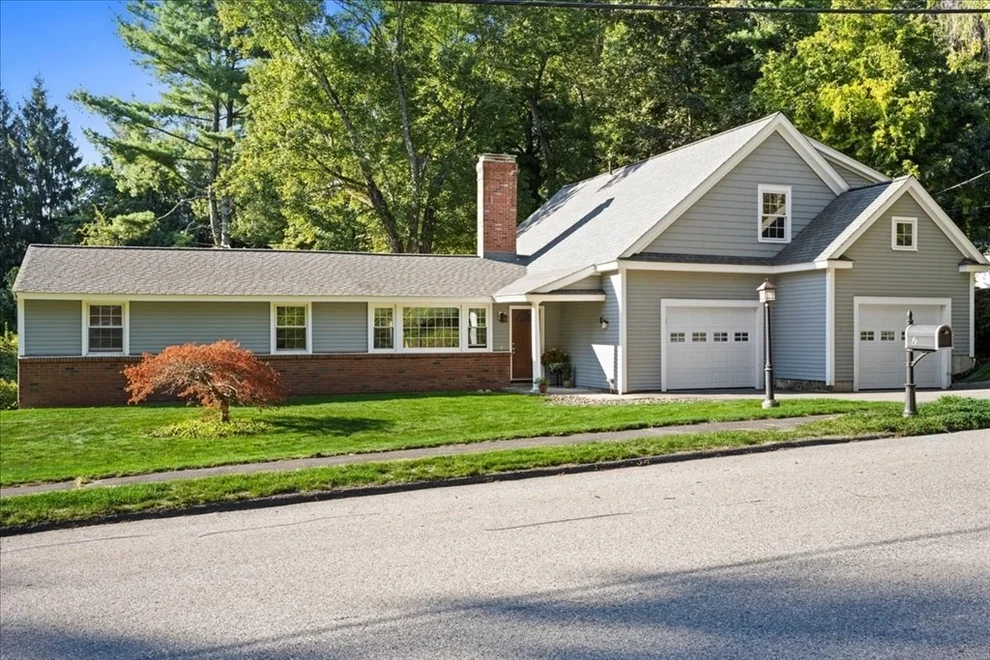 Unit for sale at 2 Fairview Dr, Southborough, MA 01772