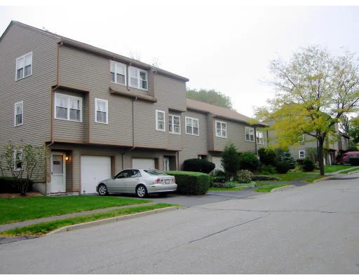 Unit for sale at 13 Fillmore Rd, Salem, MA 01970