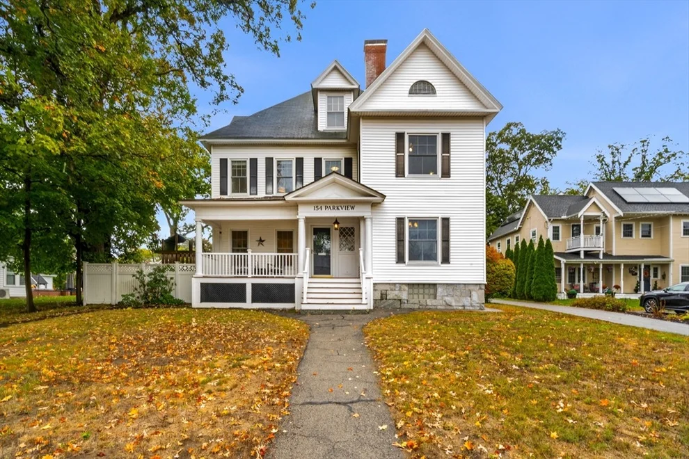 Unit for sale at 154 Parkview Ave, Lowell, MA 01852