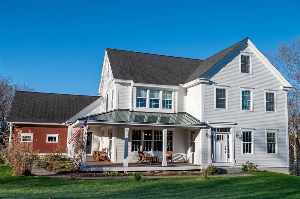 Unit for sale at 5 Farmers Way, Tyngsborough, MA 01879