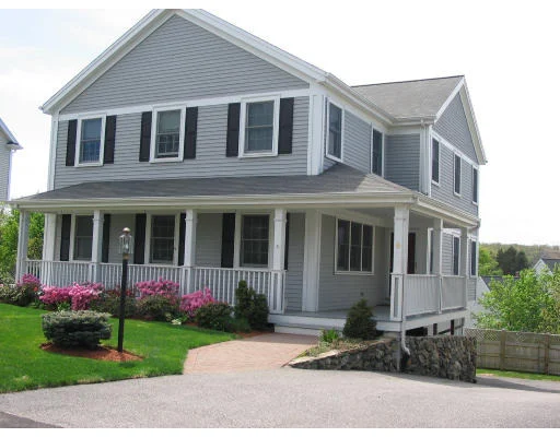 Unit for sale at 5 Arbor Ln, Winchester, MA 01890