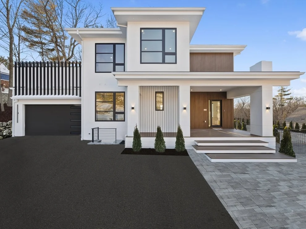 Unit for sale at 225 Walnut St, Saugus, MA 01906