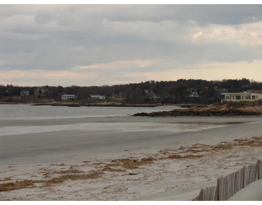 Unit for sale at 5 Sleepy Hollow Rd, Gloucester, MA 01930