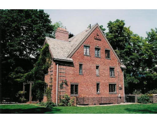 Unit for sale at 16 Gray Gardens East, Cambridge, MA 02138