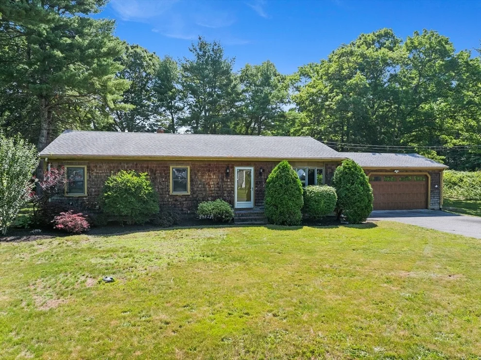 Unit for sale at 13 Abraham Ave, Freetown, MA 02717