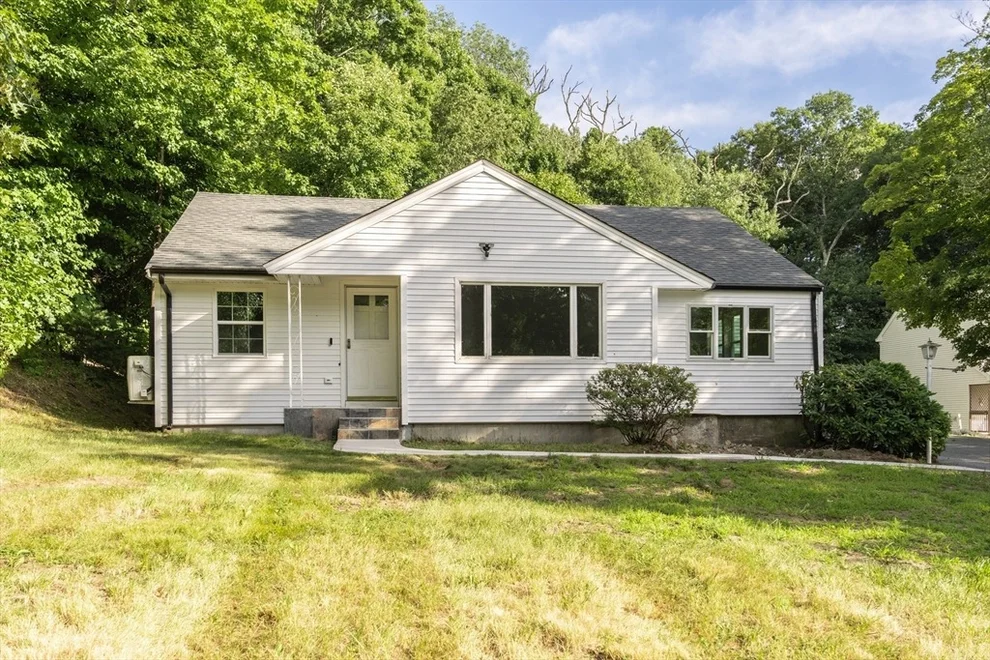 Unit for sale at 177 Hartford Ave E, Uxbridge, MA 01569