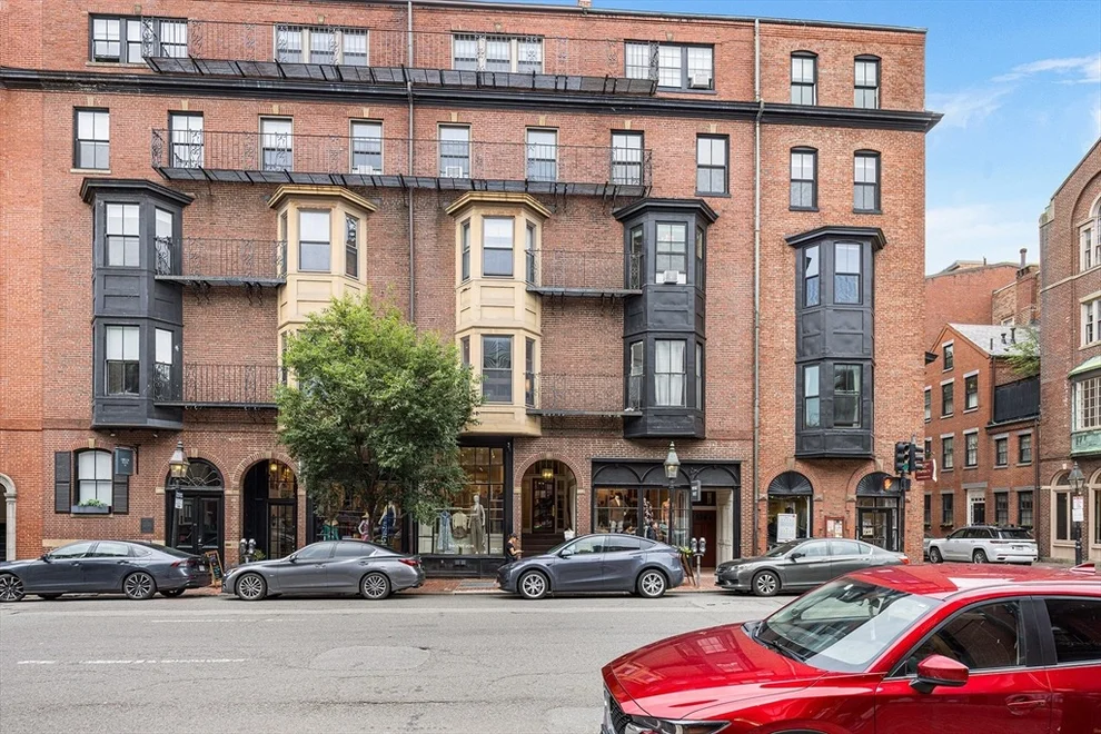 Unit for sale at 100 Charles St, Boston, MA 02114