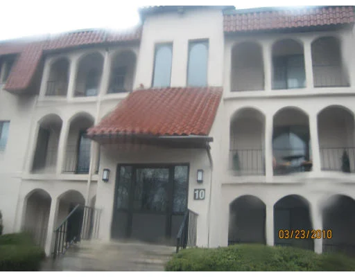 Unit for sale at 685 Oak St Aka 10 Madrid Sq, Brockton, MA 02301