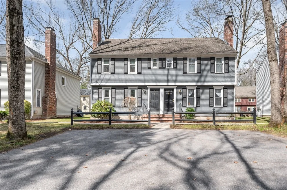 Unit for sale at 711 Wellman Ave, Chelmsford, MA 01863