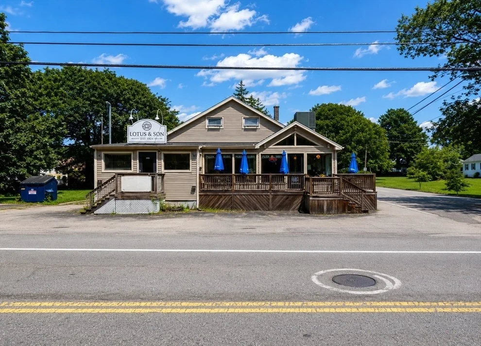 Unit for sale at 379 Sconticut Neck Rd, Fairhaven, MA 02719
