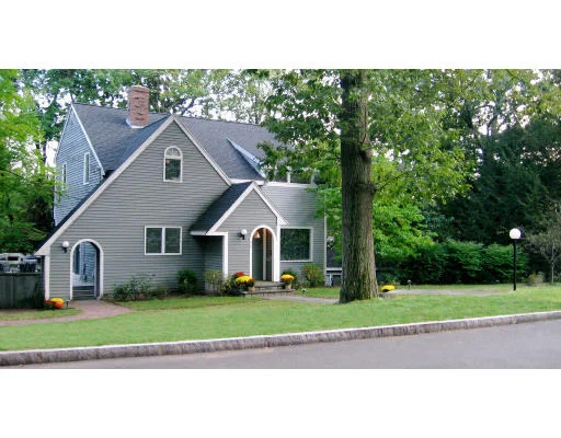Unit for sale at 40 Caroline Park, Newton, MA 02468