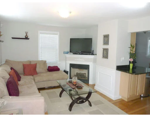 Unit for sale at 2 Tremont Pl, Somerville, MA 02143
