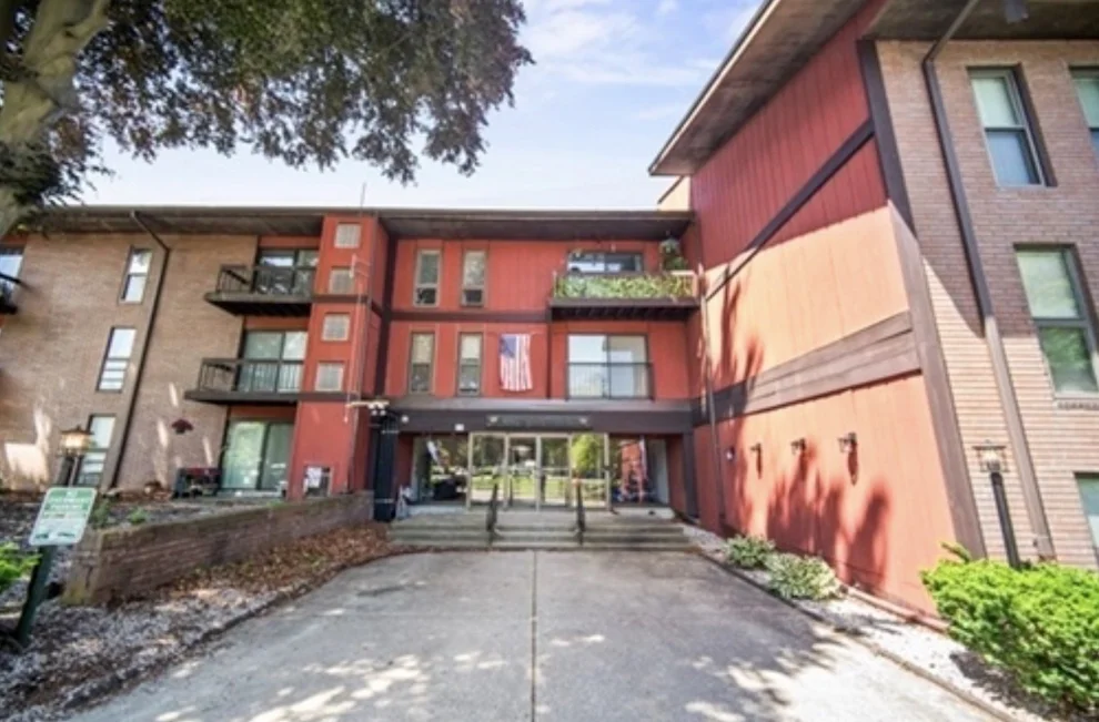 Unit for sale at 170 Highland St, Taunton, MA 02780