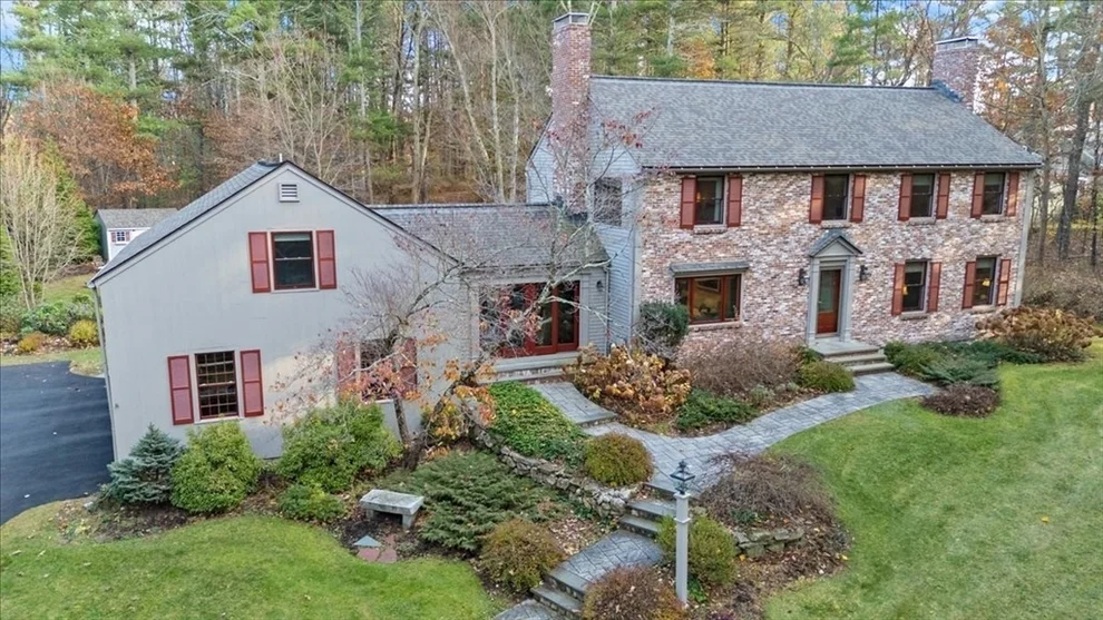 Unit for sale at 50 Stonecleave Rd, Boxford, MA 01921