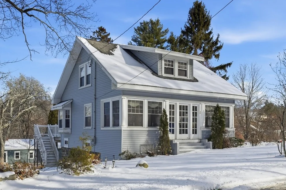 Unit for sale at 36 King St, Groveland, MA 01834