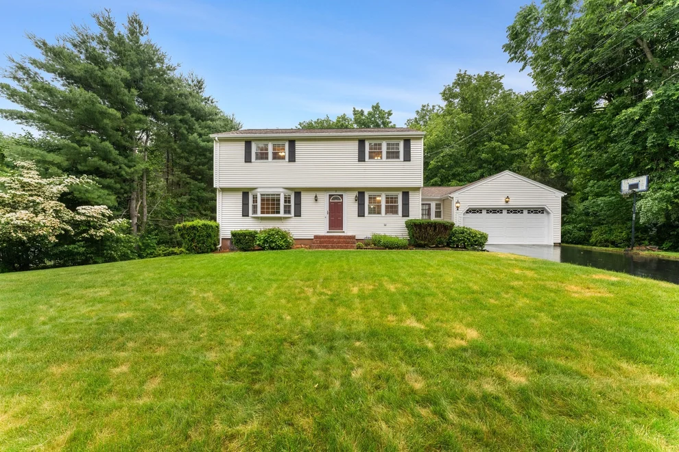 Unit for sale at 9 Carolyn Dr, Westborough, MA 01581