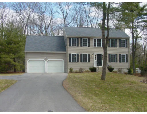 Unit for sale at 112 Lewis Street, Franklin, MA 02038