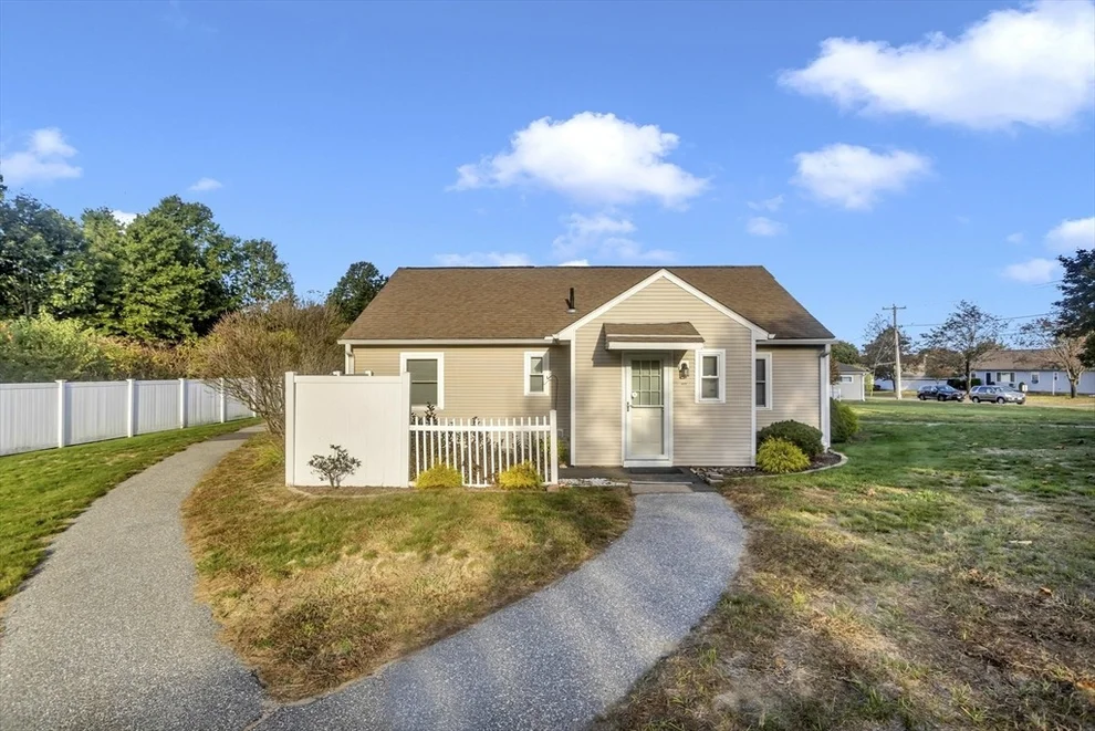 Unit for sale at 97 Collins, Chicopee, MA 01022