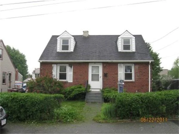 Unit for sale at 135 Derby Rd, Revere, MA 02151