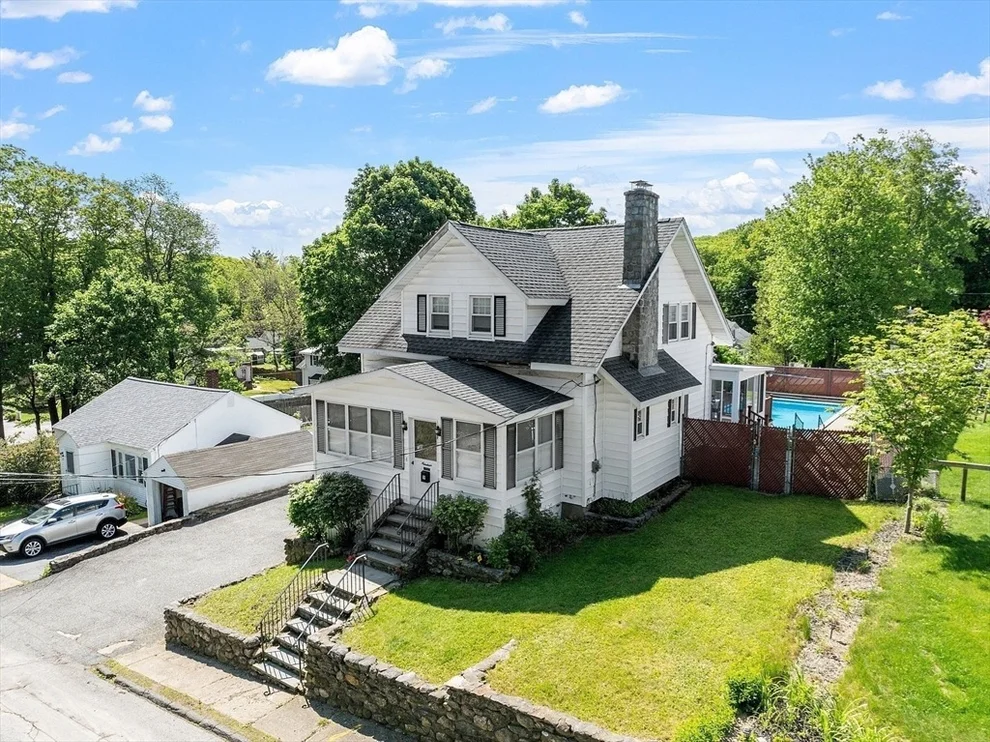 Unit for sale at 19 Margaret St, Gardner, MA 01440
