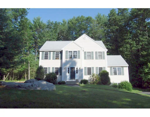Unit for sale at 13 Fisher Rd, Chelmsford, MA 01824
