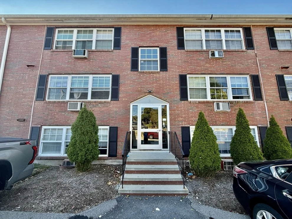 Unit for sale at 1 Tara Dr, Weymouth, MA 02188