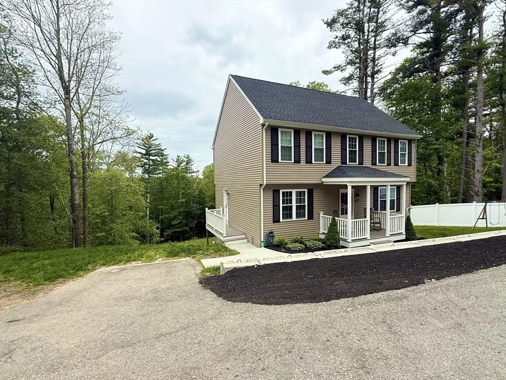 Unit for sale at 244 Holland Rd, Sturbridge, MA 01518