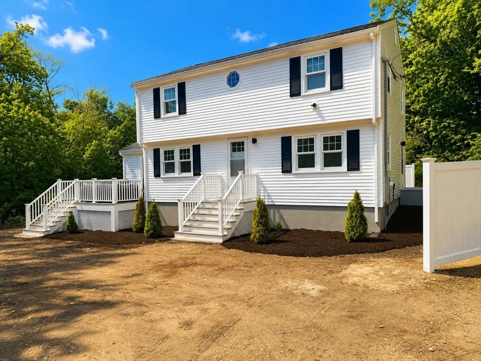 Unit for sale at 24-1/2 Allerton St, Plymouth, MA 02360