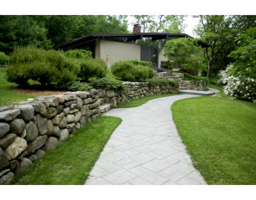 Unit for sale at 3 Dewey Rd, Lexington, MA 02420