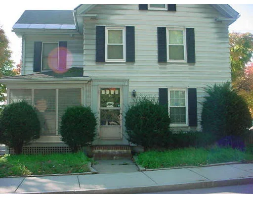 Unit for sale at 34 Lincoln, Marlborough, MA 01752