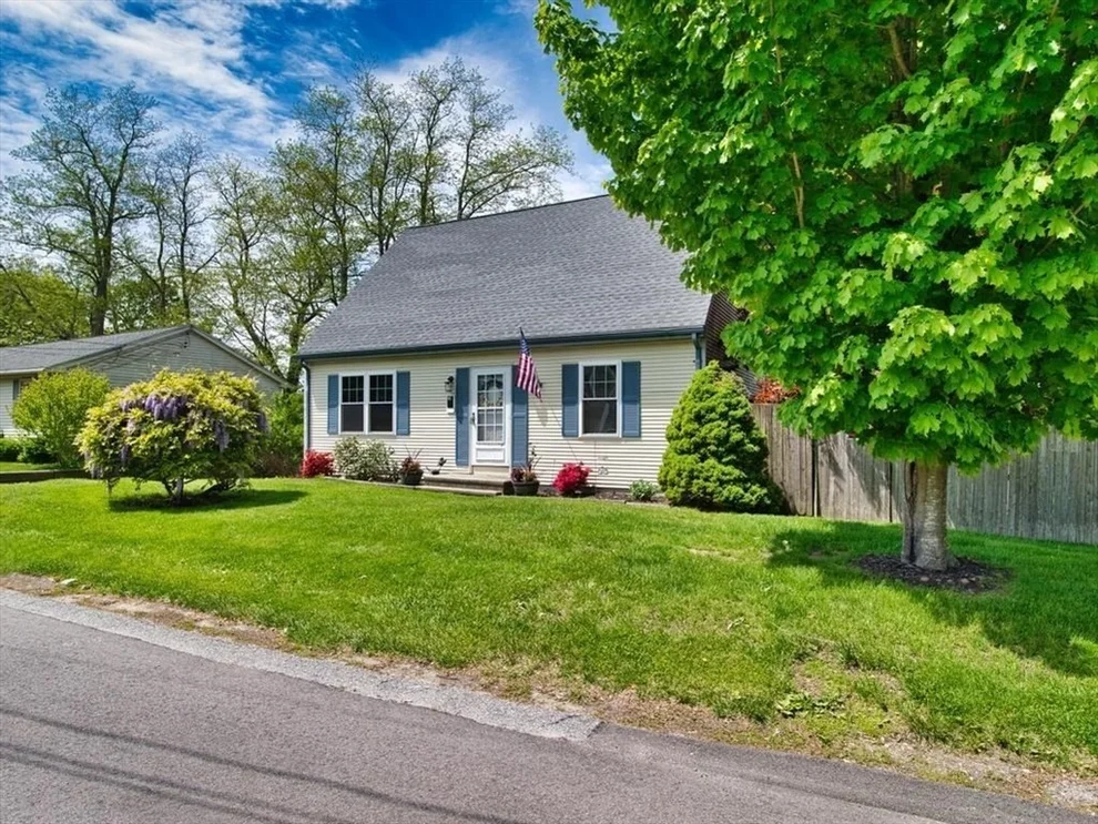 Unit for sale at 56 Gatehouse Dr, Fall River, MA 02720