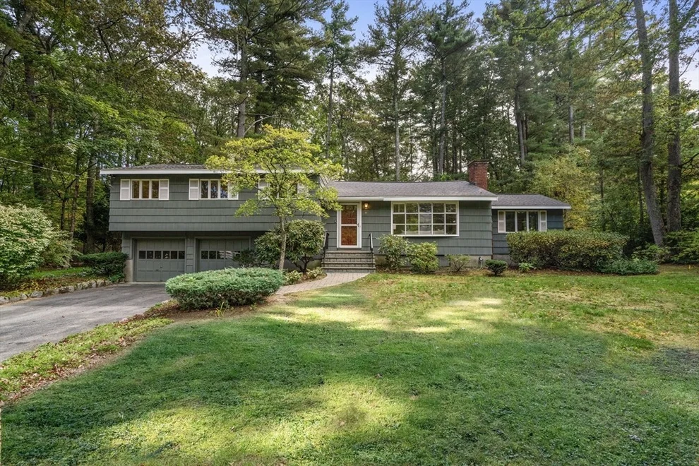 Unit for sale at 97 Barton Dr, Sudbury, MA 01776