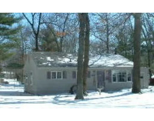 Unit for sale at 11 Evergreen Rd, Plainville, MA 02762