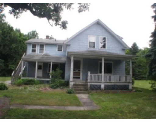 Unit for sale at 71 Maple St, Douglas, MA 01516