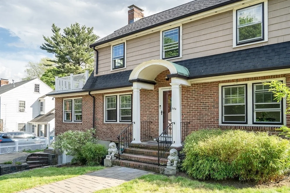 Unit for sale at 284 Lake St, Belmont, MA 02478