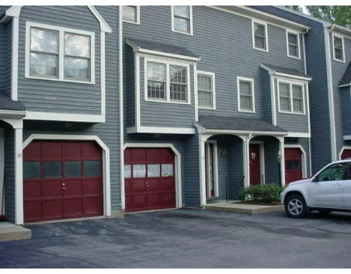 Unit for sale at 604 Princeton Blvd, Lowell, MA 01851