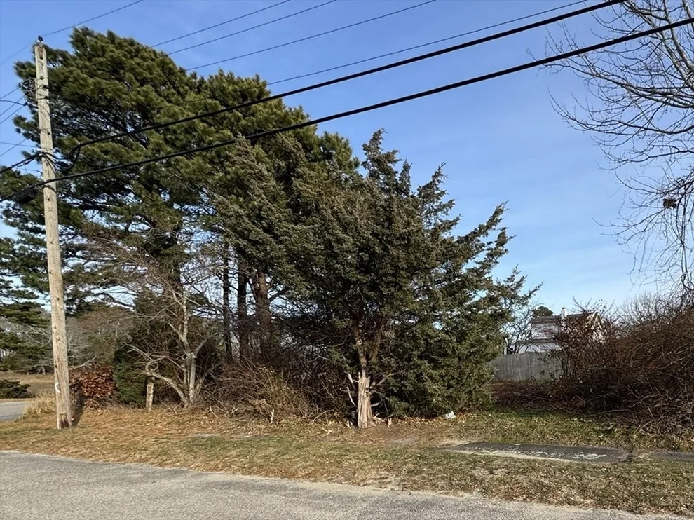 Unit for sale at 48 North Blvd, Wareham, MA 02571