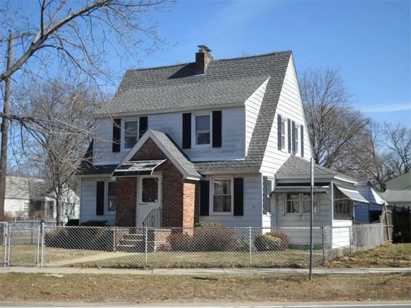 Unit for sale at 1565 Carew St, Springfield, MA 01104