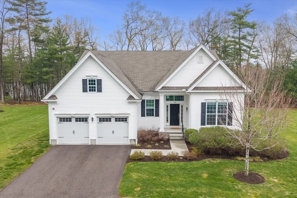Unit for sale at 40 Ridgewood Dr, Stow, MA 01775